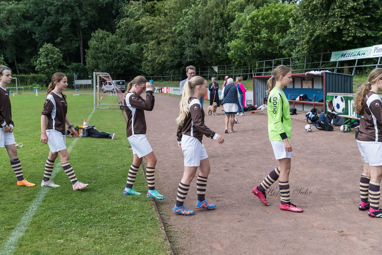 Bild 66 - Loewinnen Cup